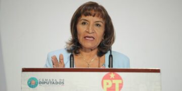 Informa Margarita García compromiso de Capufe con pobladores de San Pablo Huitzo, Oaxaca, para realizar acciones de saneamiento de aguas residuales