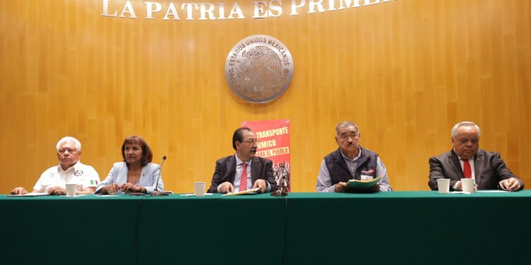 Necesarias, reformas para mejorar condiciones de concesionarios, trabajadores y usuarios del transporte público: Margarita García