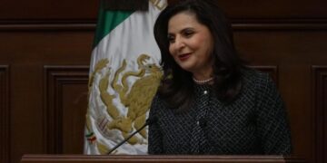 Sheinbaum respalda a Mónica Soto tras su salida del Tribunal Electoral: “Está en su derecho”