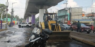 Se forma socavón en Tláhuac tras mega fuga y varias colonias no tienen servicio de agua