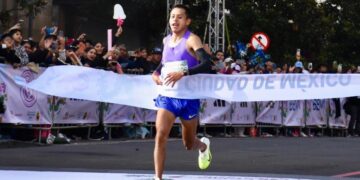 Christian Pacheco y Alemtsehay Asefa, ganadores del XLIII Maratón CDMX