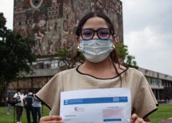 Miles de aspirantes, en vilo por el examen presencial