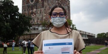Miles de aspirantes, en vilo por el examen presencial