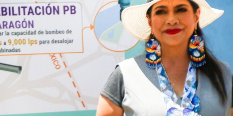 Desplegarán abogados en plancha del Zócalo para atender casos de despojo