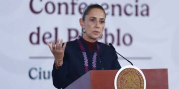 Rocha Moya se queda con licencia; Sheinbaum: “Es decisión de él”