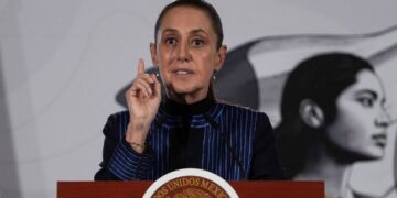 Sheinbaum reprocha a Rocha Moya: “Nada personal puede estar por encima del pueblo”