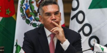 Impulsa Morena desafuero contra ‘Alito’ Moreno por presunta traición a la patria