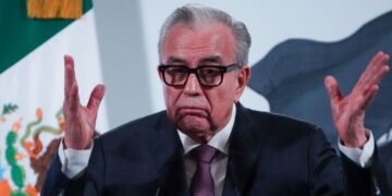Segob aclara que regreso de Rocha Moya al cargo fue decisión personal; FGR mantiene investigación