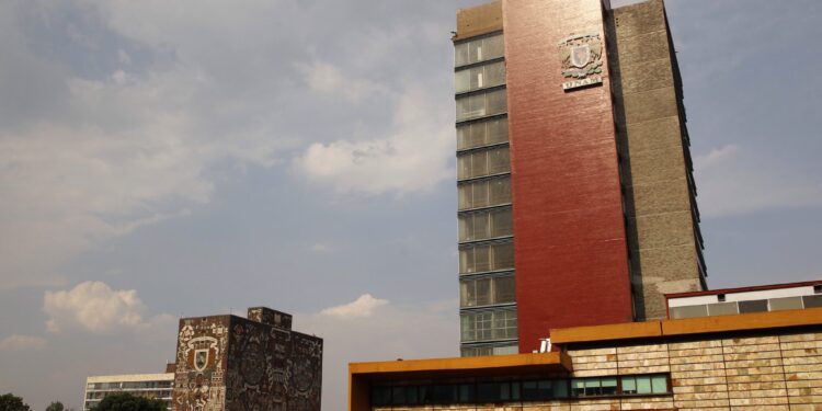 UNAM rescinde contrato con empresa Territorium Life tras crisis en el examen de ingreso