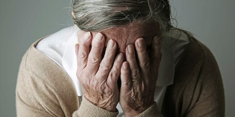 Evitar la normalización del olvido para enfrentar al Alzheimer