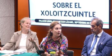 Impulsa Ana Erika Santana en la Cámara de Diputados agenda científica, cultural y educativa para la protección del xoloitzcuintle