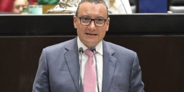 Proponen aumentar las penas a quien cometa fraude a una persona adulta mayor a través de medios electrónicos