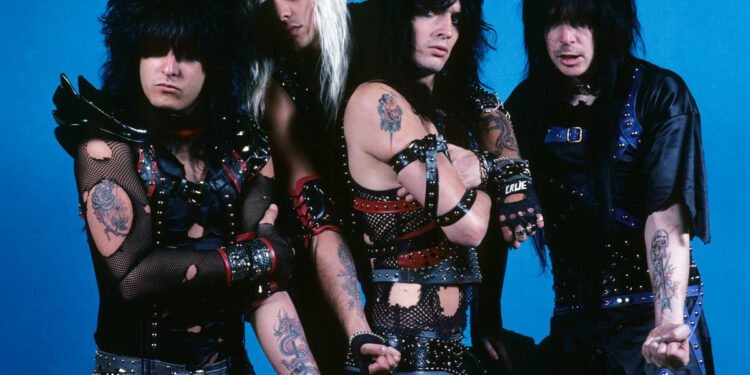 Mötley Crüe vuelve al origen para celebrar 45 años de Too Fast For Love