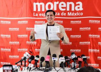 Juan Ángel Flores formaliza aspiración para coordinar Morena en Cuernavaca