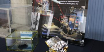 México lleva su historia hacia la Luna: un rover de Colmena-2 y la Obsidiana símbolo de encuentro científico con China.