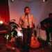 Bruno Danzza convierte el desamor en canción y presenta “Inalcanzable” en íntimo showcase