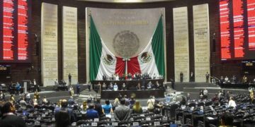 Avalan diputados en lo general reforma para prohibir la doble nacionalidad a gobernantes y candidatos