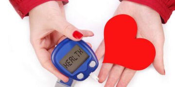 Cuidar la glucosa también es cuidar el corazón: la relación entre diabetes y salud cardiovascular