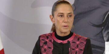 “No me ha dicho qué hacer”: Sheinbaum rechaza llamadas de AMLO para dictarle línea