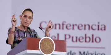 Sheinbaum defiende su modelo educativo y pone a PISA como respaldo