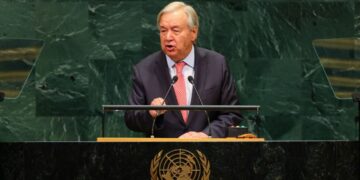 Antonio Guterres se despide de la Asamblea General de la ONU con llamado a regular la IA y poner fin a las guerras