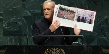 Representante de EU abandona la Asamblea General de la ONU después de que el presidente de Irán los llamara terroristas