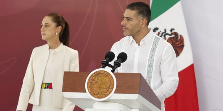 Harfuch dice que FGR anunció megadecomiso en Guanajuato sin verificar si se trataba de «huachicol»; confirma destitución del delegado