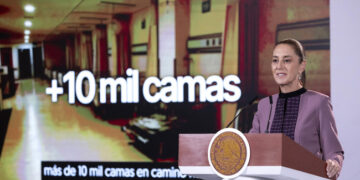 En 12 años serán 12 mil camas de hospital, el doble que en el periodo neoliberal; estamos revirtiendo 36 años de abandono: presidenta