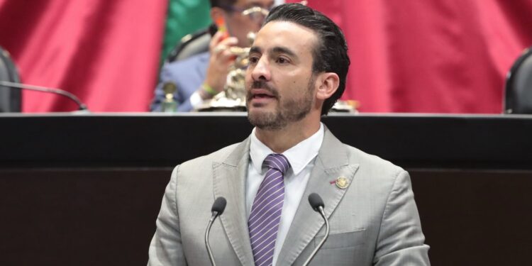 Piden sancionar a padres, madres o tutores que permitan la participación de menores en actividades delictivas