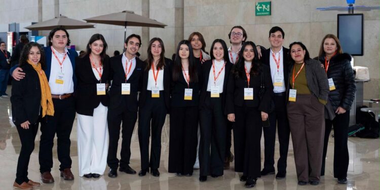 El salto de un joven mexicano: de competir en hackatones a la academia de Apple en Italia