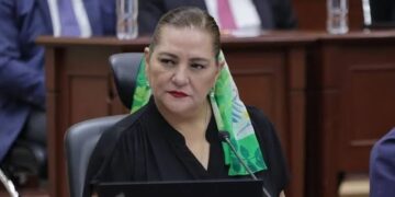Renuncia Taddei al INE