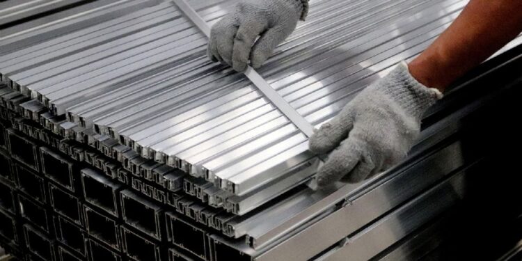 Actividad industrial en México crece 3.5% interanual en agosto tras avance de la construcción y la manufactura