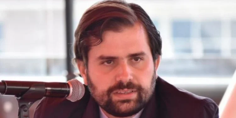 Sin acuerdo diálogo con trabajadores y autoridades de IMSS Bienestar; exigen renuncia de su director Alejandro Svarch