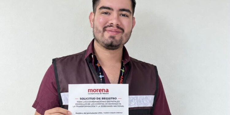 Uriel Coquis se registra en Tlalpan